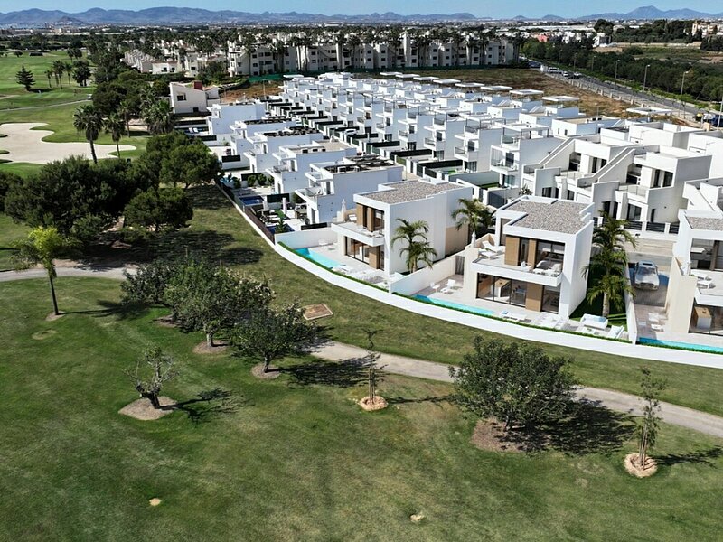 Frontline Golf Villas