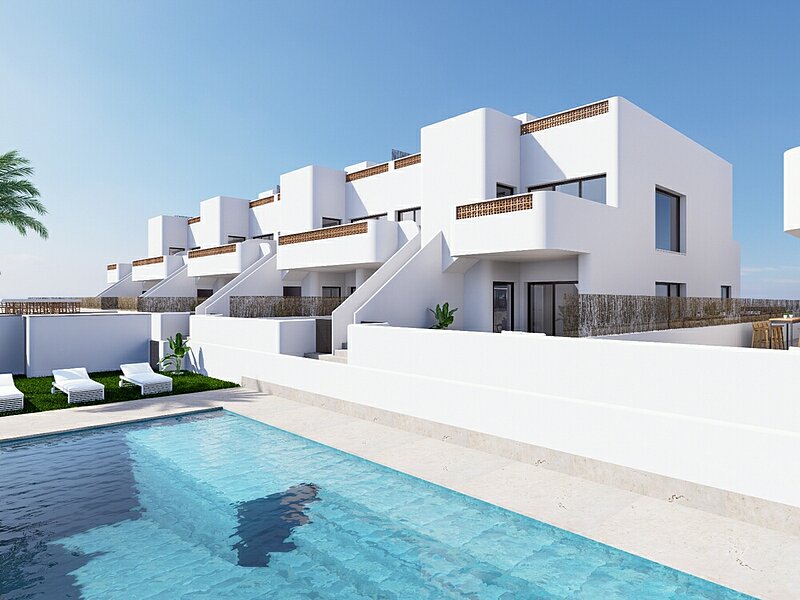 Beautiful 3-Bed Bungalows with Rooftop Solariums