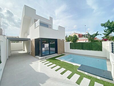 Pool and Solarium