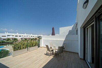 Penthouse Apartments with 68m2 Solarium