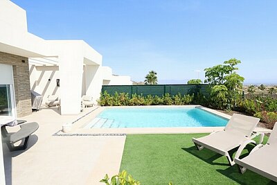 Luxury 3-Bed Single-Level Villa at La Finca Golf