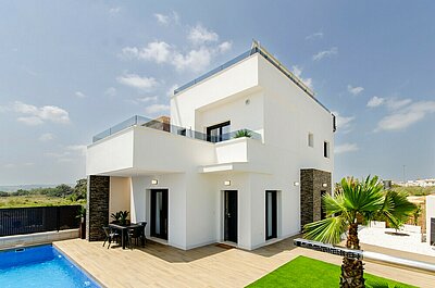 Luxury 3-Bedroom Detached Villa in Vistabella Golf