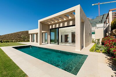 Luxury 3-Bed Single-Level Villa in Benahavis Marbella