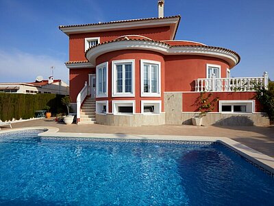 Luxury Lucia Special 5 Bed Villa in Ciudad Quesada