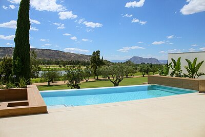 Exclusive First Line Golf 3 Bed Luxury Villa With Infinity Pool